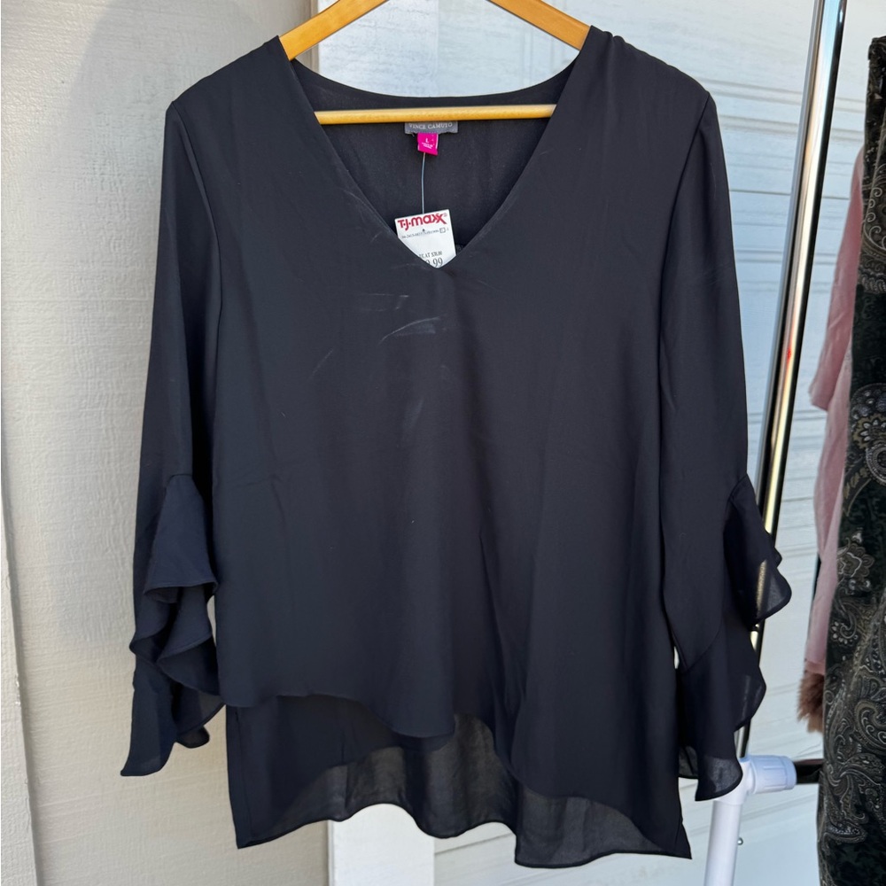 Vince Camuto Black Blouse Elegant Design